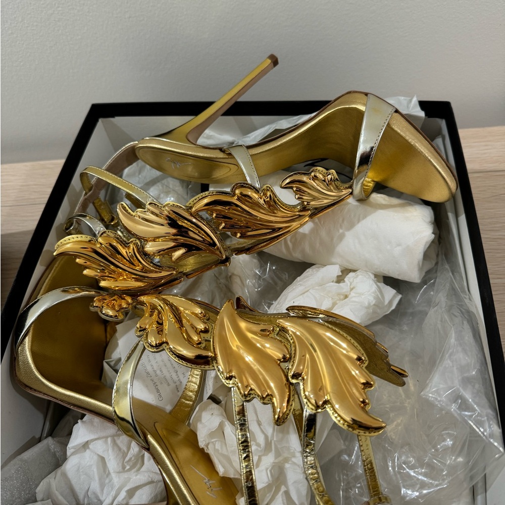 Authentic Giuseppe Zanotti gold Cruel Summer heels